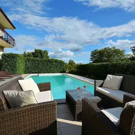 Bisko With Heated Pool & Jacuzzi Trilj
