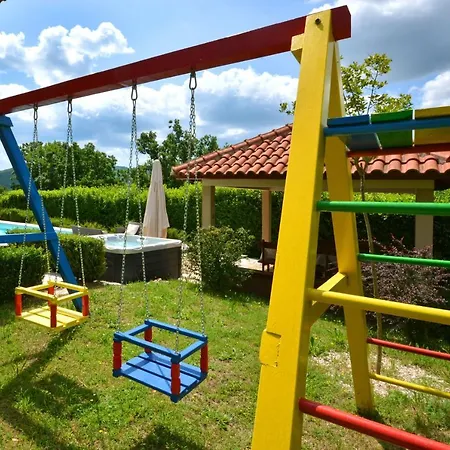 Bisko With Heated Pool & Jacuzzi * Trilj