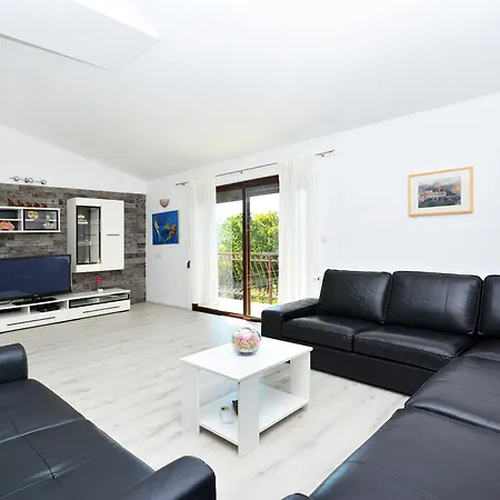 Bisko With Heated Pool & Jacuzzi Villa