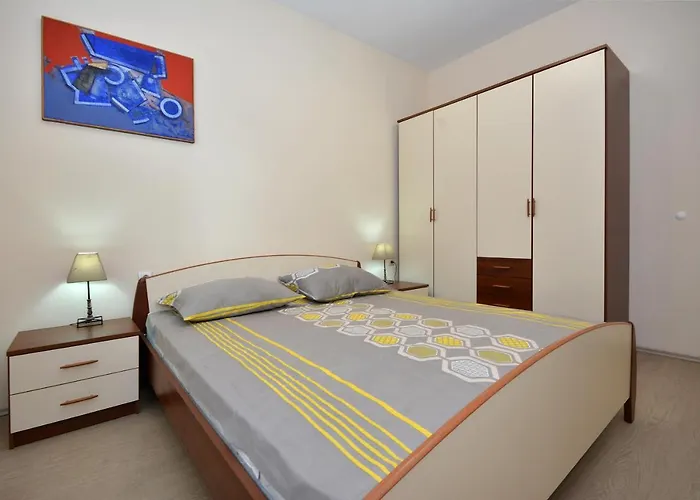 Bisko With Heated Pool & Jacuzzi Villa *