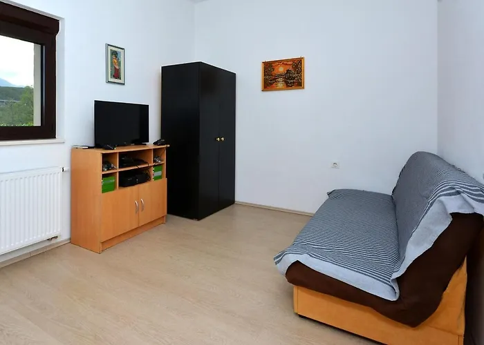 Bisko With Heated Pool & Jacuzzi * Trilj